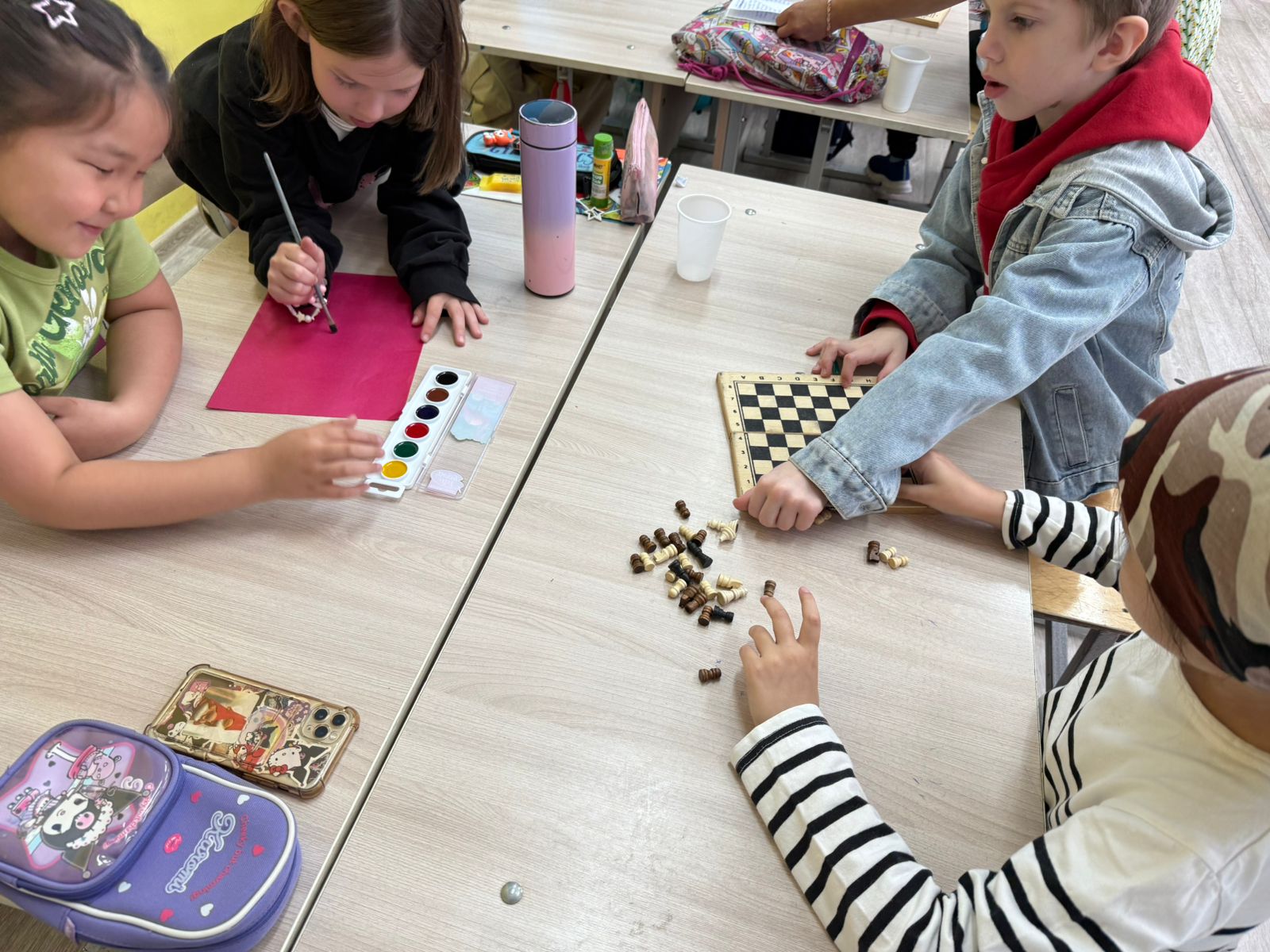 "Қарлығыш" мектеп жанындағы лагерь / Пришкольный лагерь